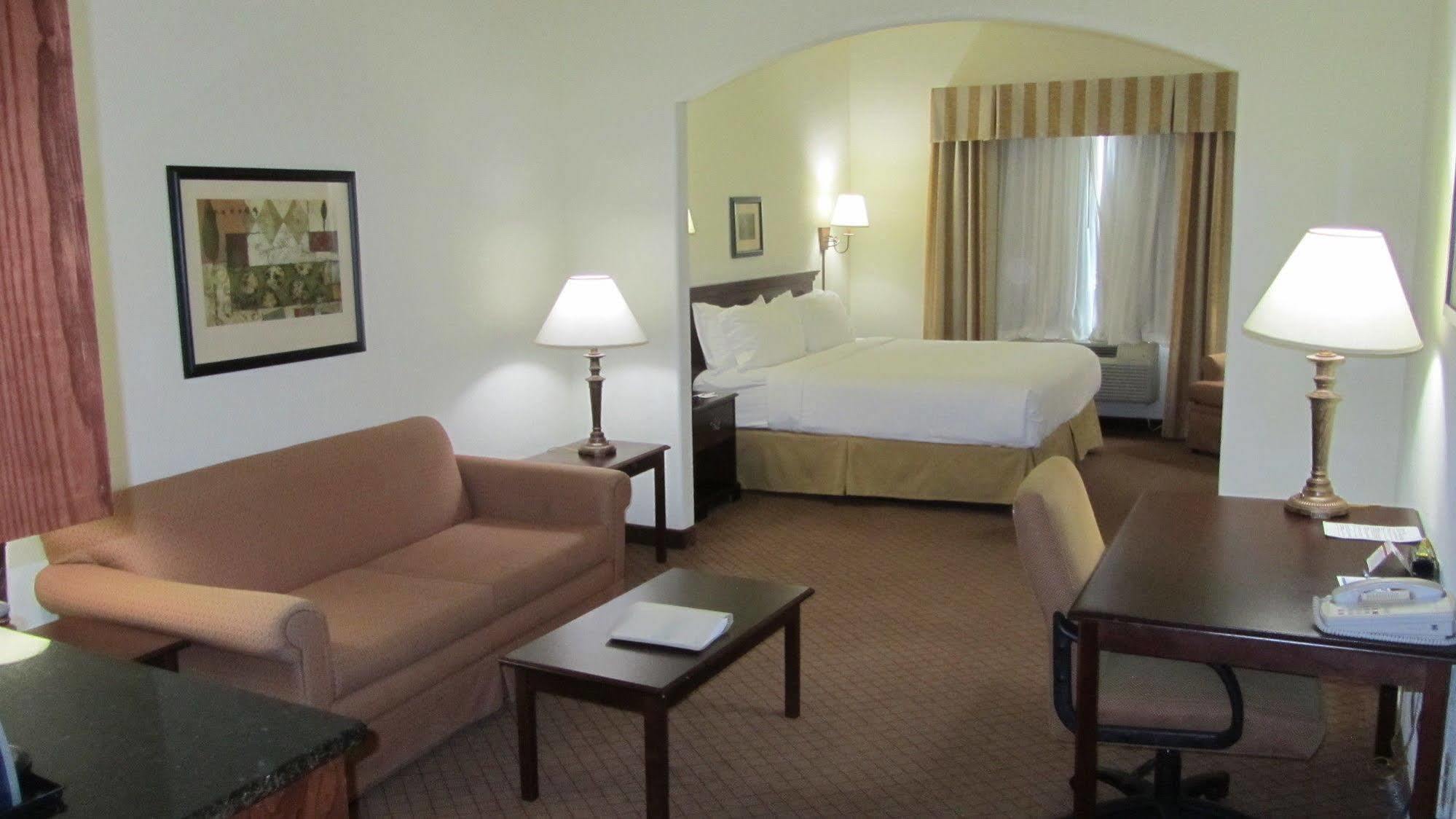 Holiday Inn Express Hotel And Suites Weslaco By Ihg Kültér fotó